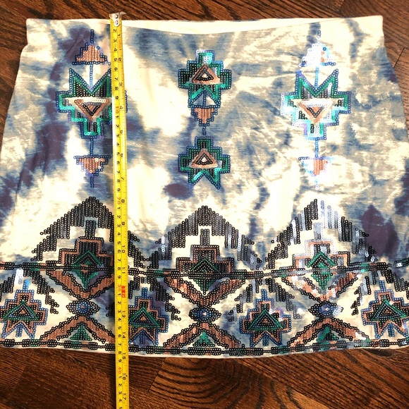 Express Blue Tie-Dye and Sequin Miniskirt - Picture 5 of 5